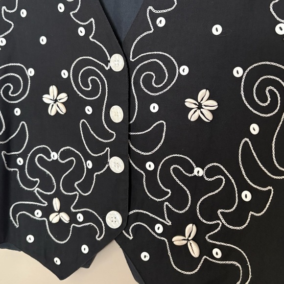 coastal cowgirl western yallternative button up cotton embroidered seashell vest - Picture 5 of 7